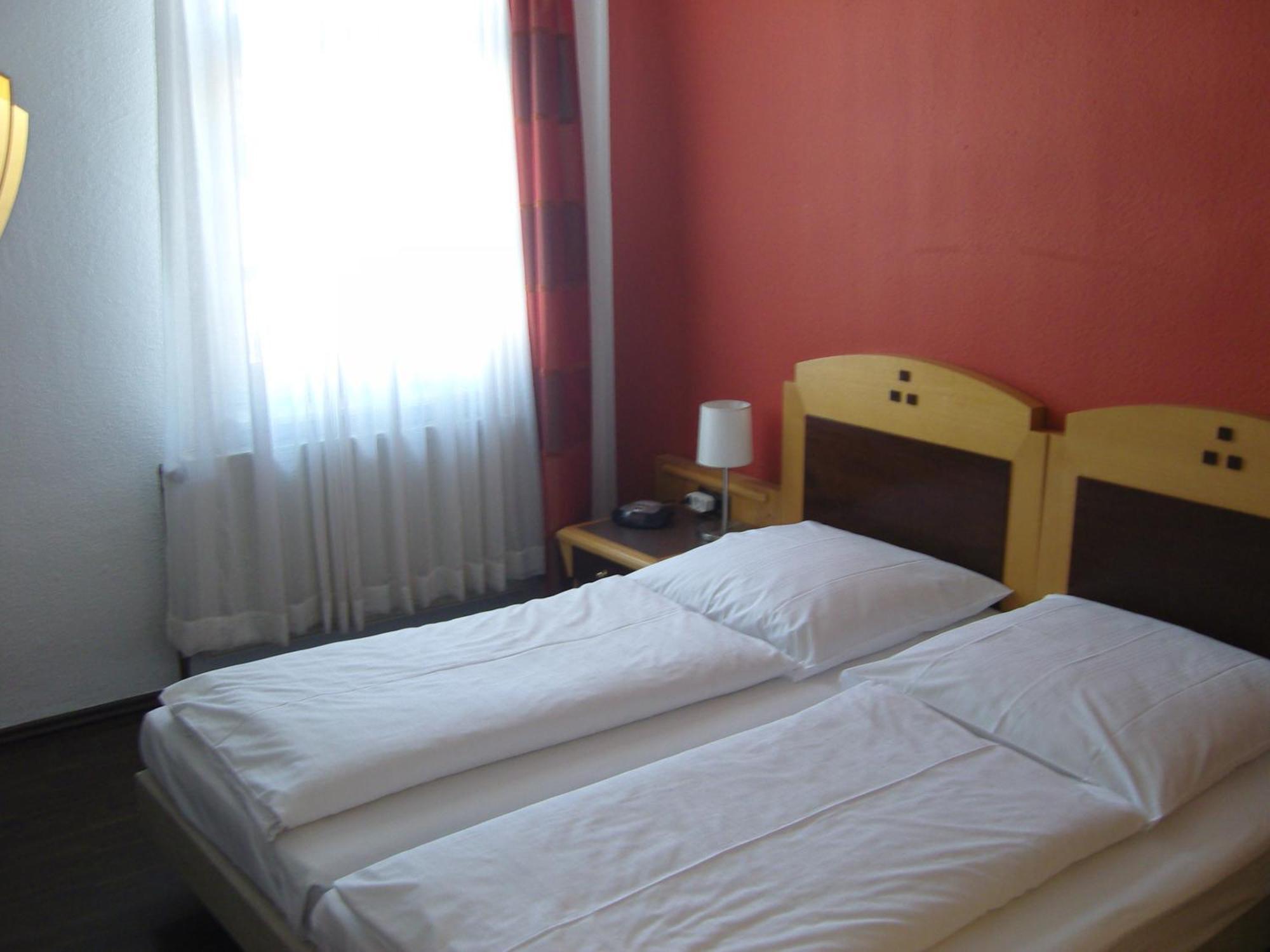 Hotel Zum Loewen Bad Homburg vor der Höhe Zewnętrze zdjęcie